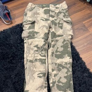 Cabela’s 38x32 wool pants